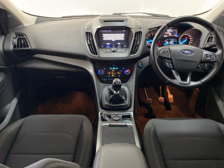 2018 FORD KUGA 1.5 ECOBOOST AMBIENTE - Image 11