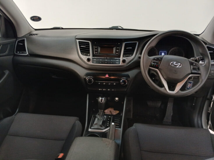 2016 HYUNDAI TUCSON 2.0 PREMIUM AT - Image 11