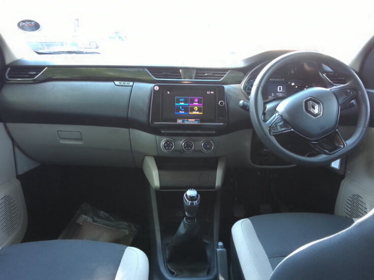 2024 RENAULT TRIBER 1.0 DYNAMIQUE/ZEN - Image 11