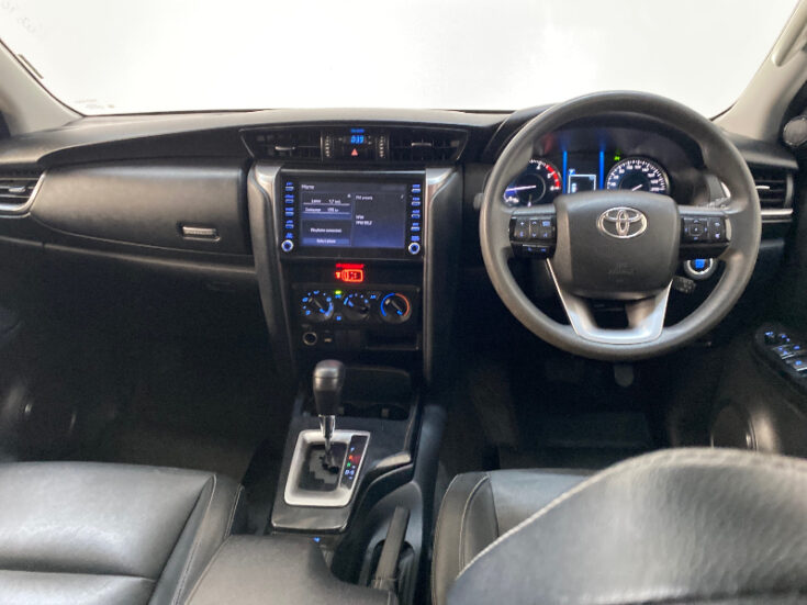 2021 TOYOTA FORTUNER 2.4GD-6 R/B A/T - Image 11