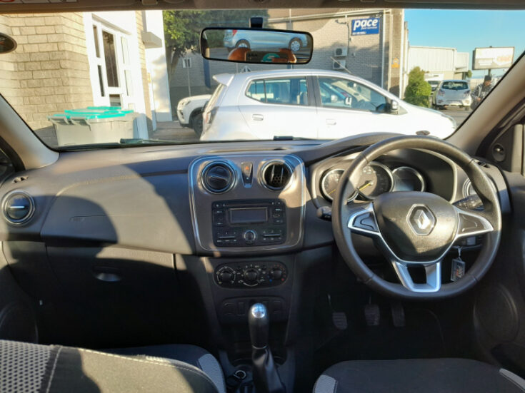 2019 RENAULT SANDERO 900T EXPRESSION MANUAL - Image 11