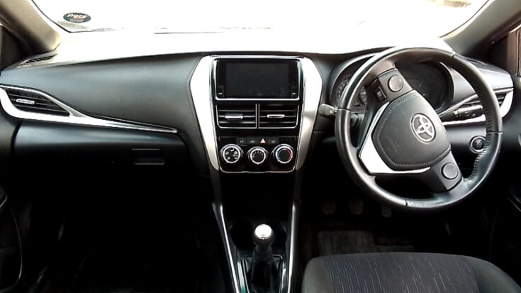 2019 TOYOTA YARIS 1.5 XS 5DR - Image 11