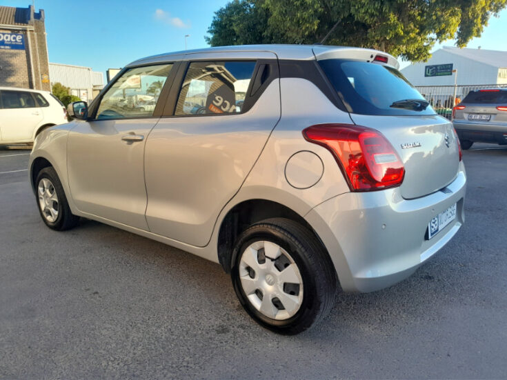 2022 SUZUKI SWIFT 1.2 GA MANUAL - Image 6