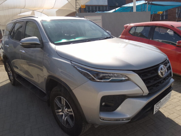 2021 TOYOTA FORTUNER 2.4GD-6 R/B A/T