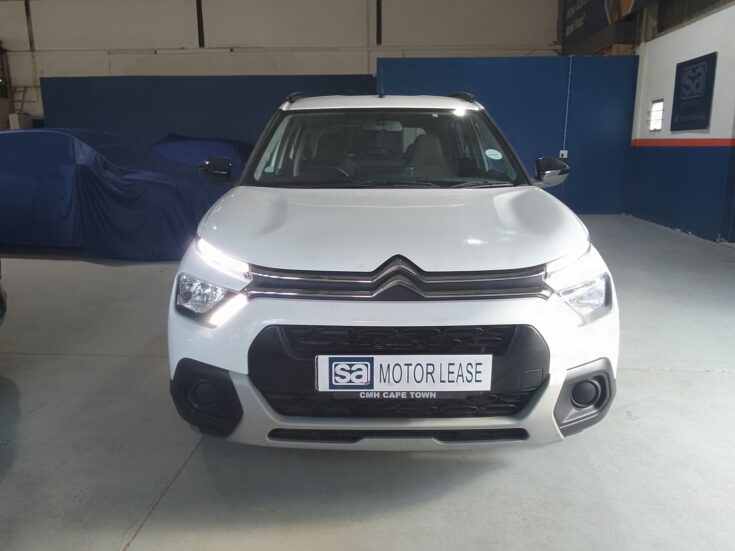 2023 TOYOTA VITZ 1.0 XR AMT - Front Photo