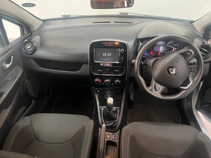 2016 RENAULT CLIO IV 900T BLAZE LTD EDITION 5DR - Image 7
