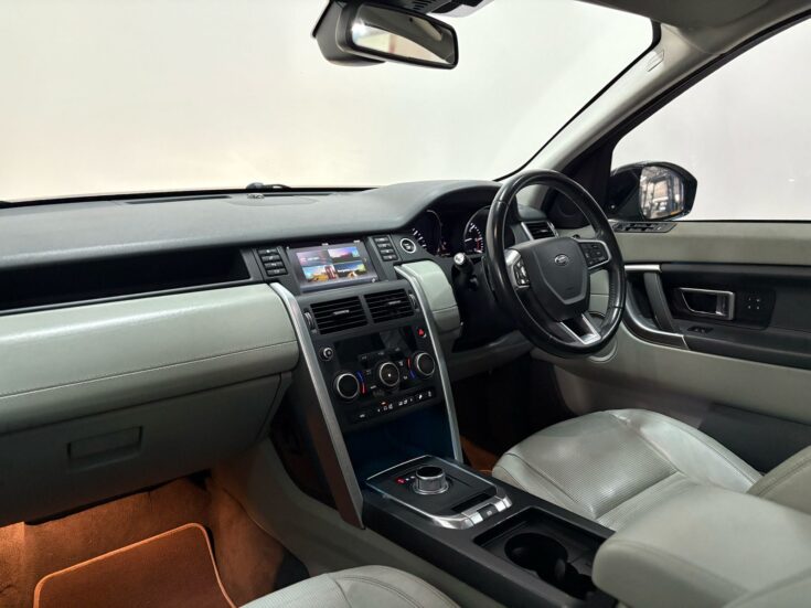 2016 LAND ROVER DISCOVERY SPORT 2.2 SD4 HSE LUX - Interior