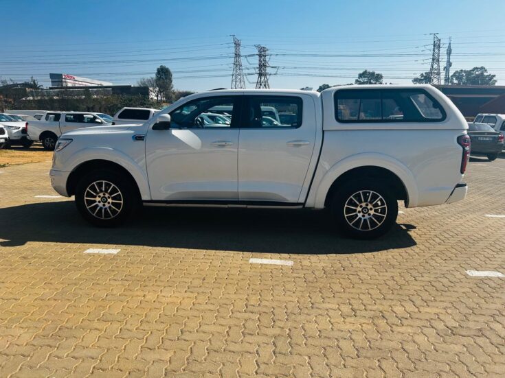 2024 GWM P-SERIES PV DCAB 2.0TD ;S 4X2 8AT - Image 3