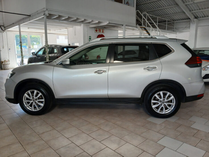 2021 NISSAN X TRAIL 2.5 ACENTA 4X4 CVT - Image 3