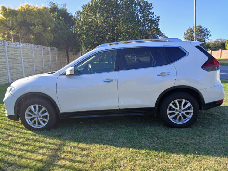 2021 NISSAN X TRAIL 2.5 ACENTA 4X4 CVT - Image 3