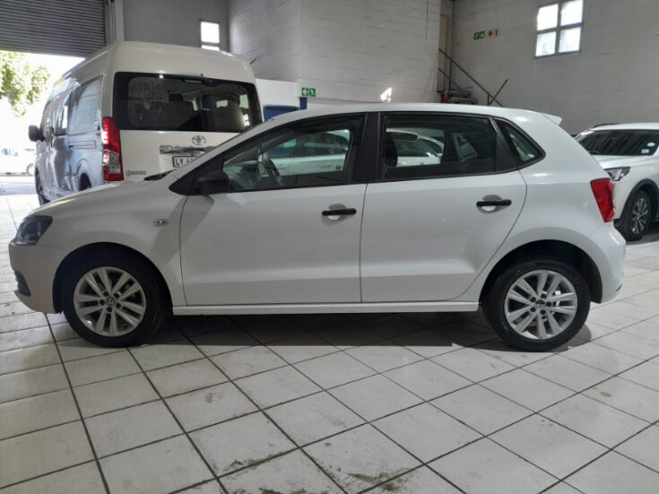 2022 VW POLO VIVO 1.4 TRENDLINE MANUAL - Image 3