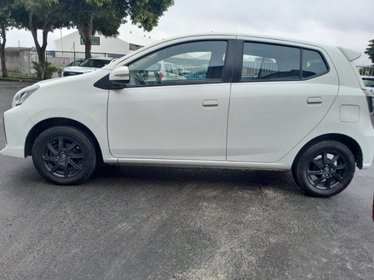 2022 TOYOTA AGYA 1.0 MANUAL - Image 3