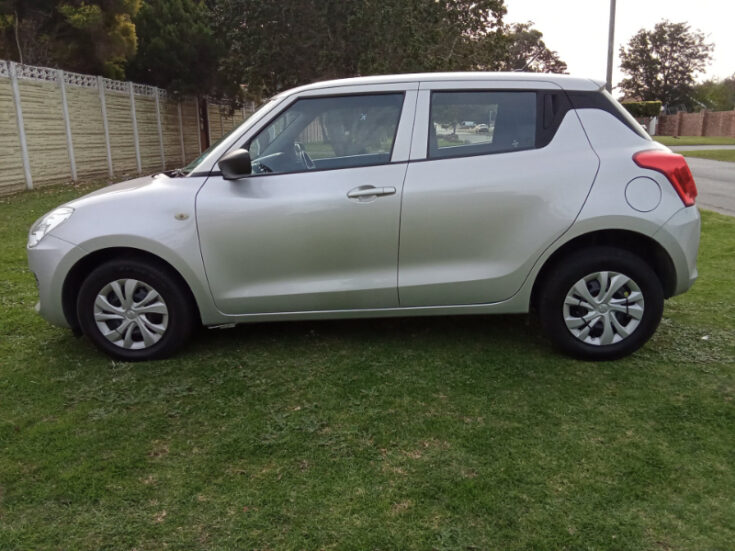 2022 SUZUKI SWIFT 1.2 GA MANUAL - Image 3