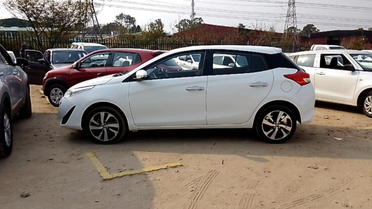 2019 TOYOTA YARIS 1.5 XS 5DR - Image 3