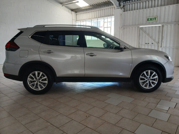 2021 NISSAN X TRAIL 2.5 ACENTA 4X4 CVT - Image 4