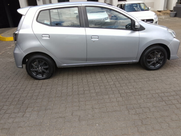 2021 TOYOTA AGYA 1.0 AT - Image 4