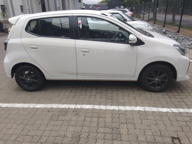 2022 TOYOTA AGYA 1.0 MANUAL - Image 4