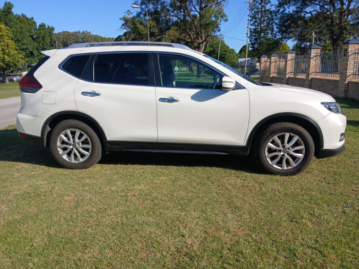 2021 NISSAN X TRAIL 2.5 ACENTA 4X4 CVT - Image 4
