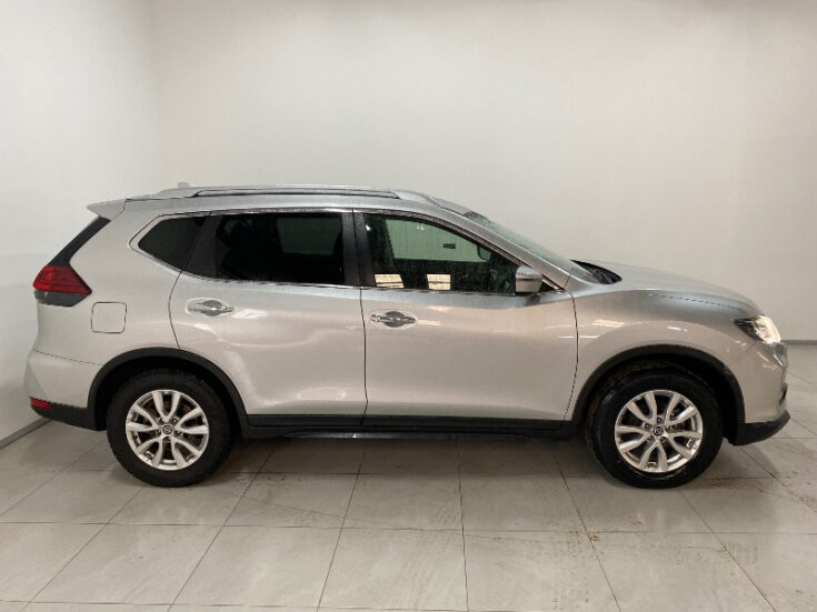 2022 NISSAN X -TRAIL 2.5 ACENTA CVT - Image 4