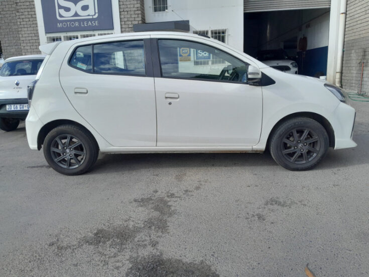 2021 TOYOTA AGYA 1.0 AT - Image 4