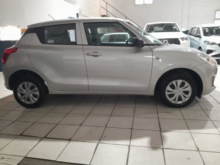 2023 SUZUKI SWIFT 1.2 GA MANUAL - Image 4