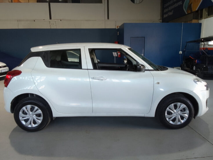 2022 SUZUKI SWIFT 1.2 GA MANUAL - Image 4