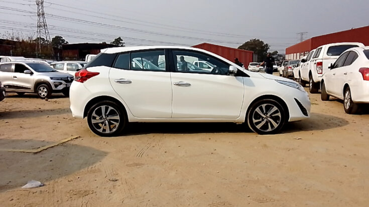 2019 TOYOTA YARIS 1.5 XS 5DR - Image 4