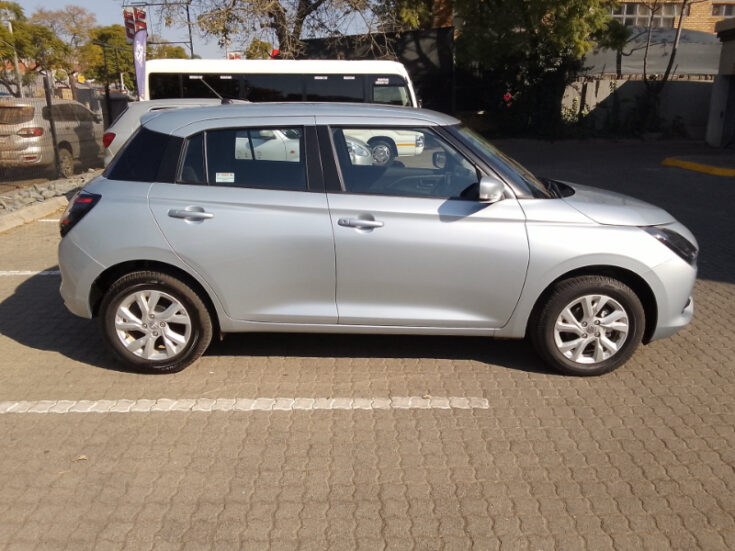 2025 SUZUKI 1.2 GL+ CVT - Image 4