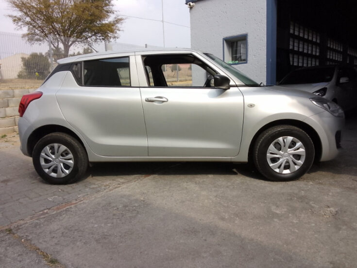 2023 SUZUKI SWIFT 1.2 GA MANUAL - Image 4