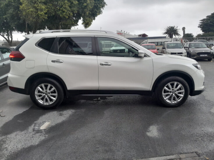 2021 NISSAN X TRAIL 2.5 ACENTA 4X4 CVT - Image 4