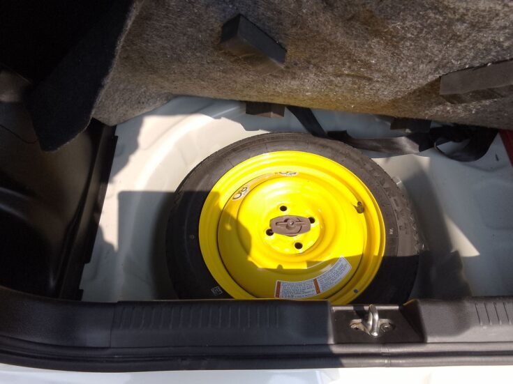 2022 SUZUK SWIFT 1.2 GA MANUAL - Spare Wheel