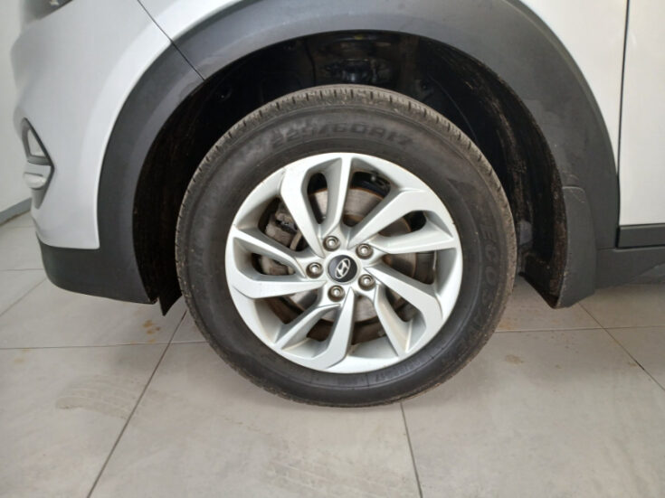 2016 HYUNDAI TUCSON 2.0 PREMIUM AT - Image 13