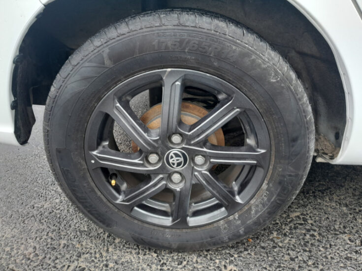 2022 TOYOTA AGYA 1.0 MANUAL - Image 13